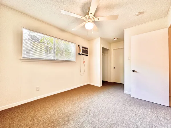$750 | 2721 Hemphill Park, Unit B 10521C, Austin, TX 78705