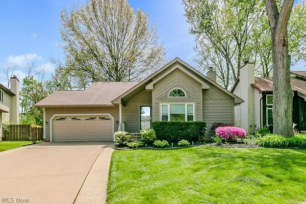 $329,900 | 4126 Amelia Avenue, Willoughby, OH 44094