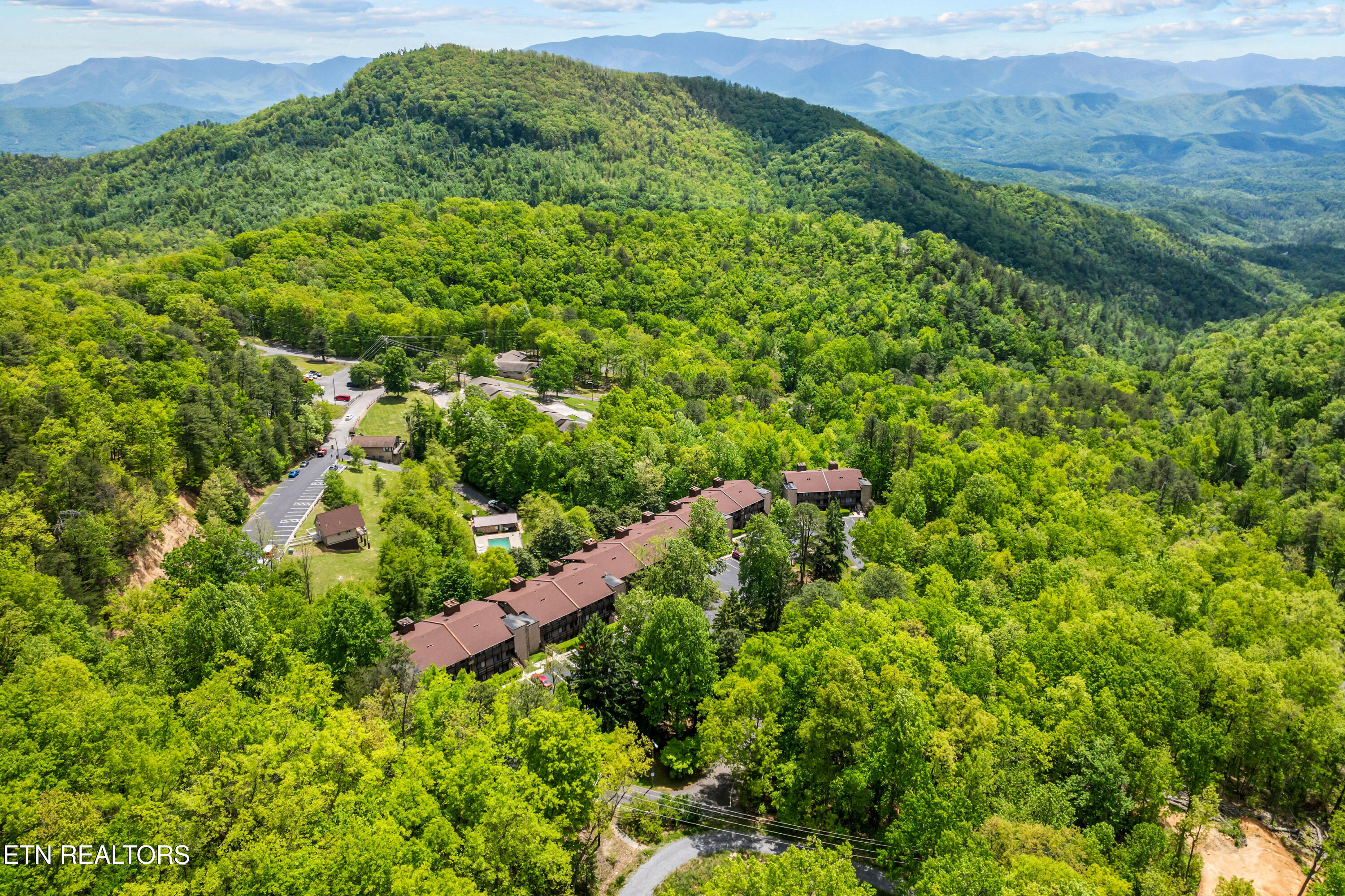 1081 Cove Road, Unit 1024 Sevierville, TN 37876 - Photo 36 of 39 1081CoveRdunit1024-30