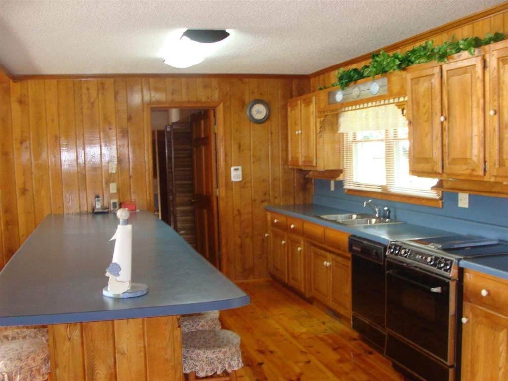 343 Jumping Branch Road Tamassee, SC 29686 - Photo 6 of 31 Gallery Image 6