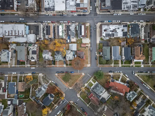 a view of a house with a snow in the yard