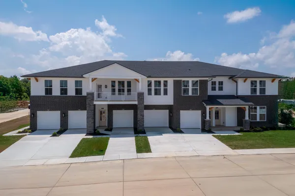 $269,900 | 363 Cornwall Drive, Florence, KY 41042