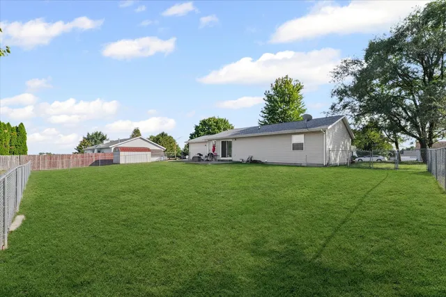 $219,900 | 608 Ridge Road, Philo, IL 61864
