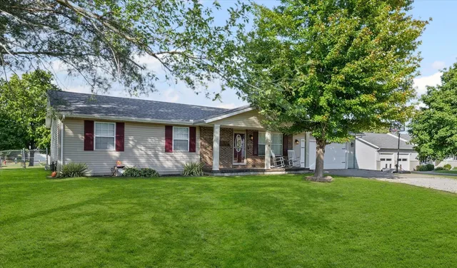 $219,900 | 608 Ridge Road, Philo, IL 61864