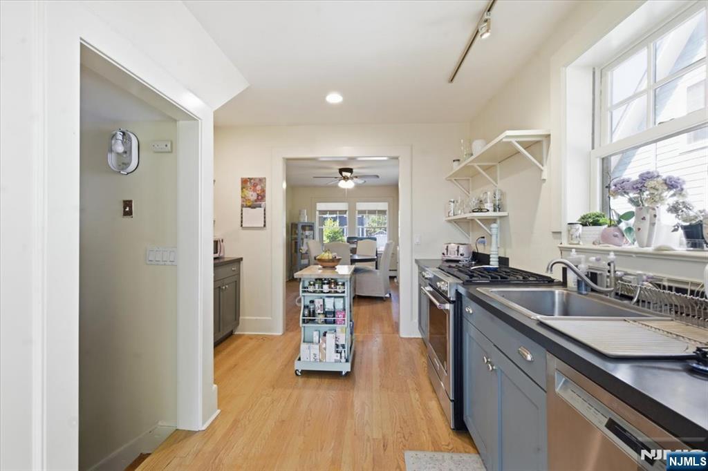 7 Godfrey Road Montclair, NJ 07043 - Photo 10 of 17