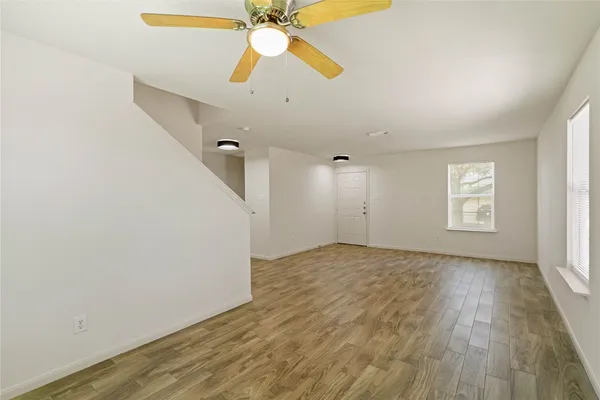 $1,875 | 6942 Shining Sumac Avenue, Houston, TX 77084