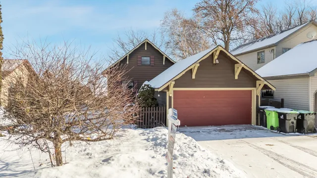 $210,000 | 3040 Shorewood Drive, Oshkosh, WI 54901