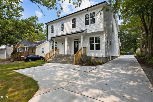 $1,900 | 214 North Guthrie Avenue, Unit A, Durham, NC 27703