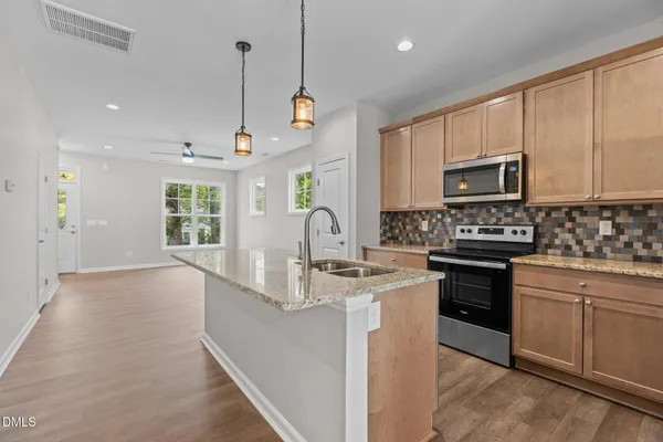 $1,900 | 214 North Guthrie Avenue, Unit A, Durham, NC 27703