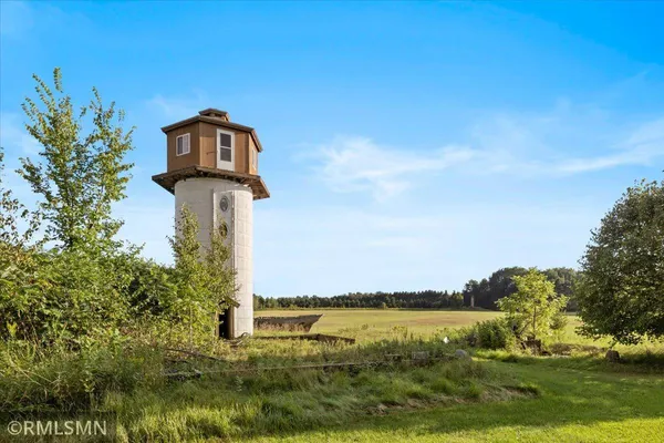 $725,000 | 29224 Hawks Nest Lane, Hinckley, MN 55037