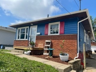 520 Hillman Road Akron, OH 44312 - Photo 2 of 29