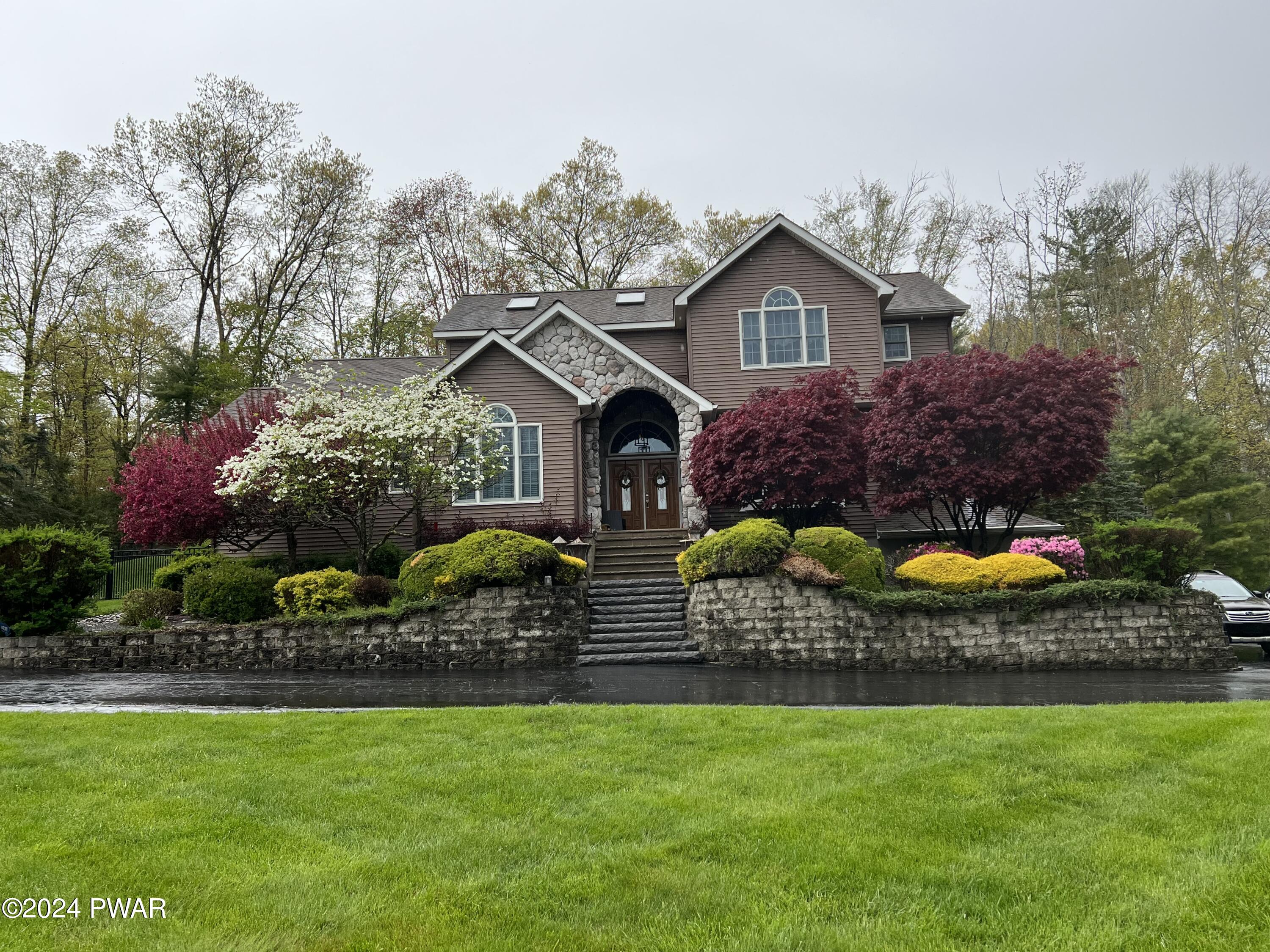 109 Chippy Cole Road Milford, PA 18337 - Photo 1 of 99 Gallery Image 1