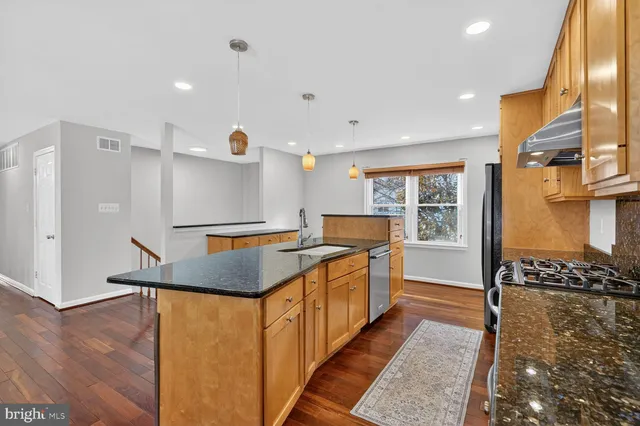 $1,350,000 | 1711 Prelude Drive, Vienna, VA 22182