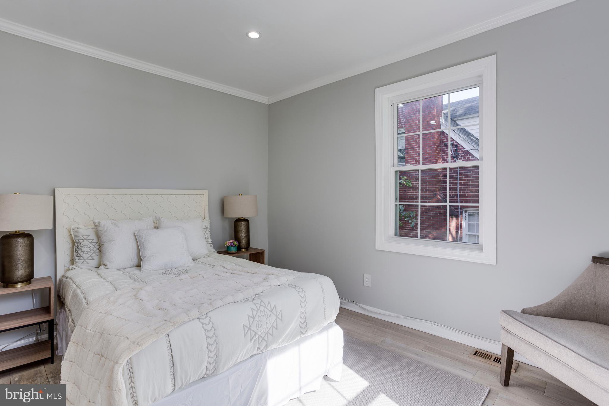 3620 Suitland Road Southeast Washington, DC 20020 - Photo 22 of 43 1st flor bedroom.