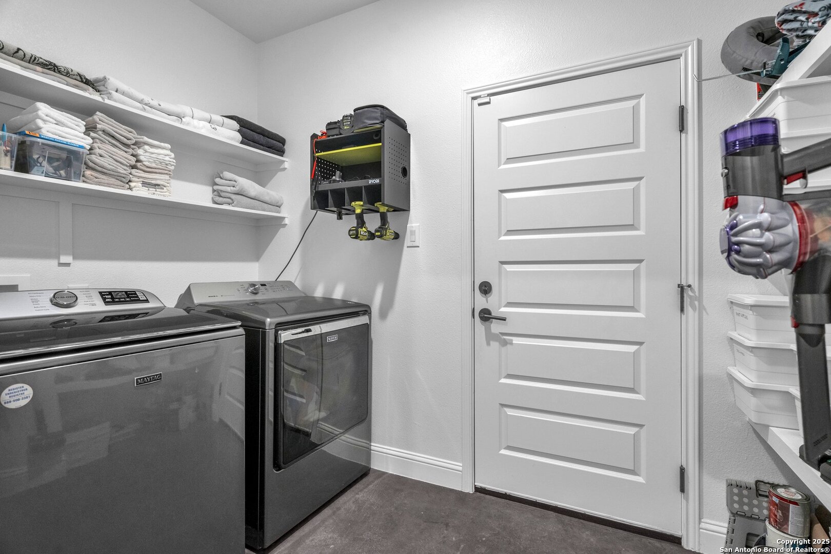348 Fawn Drive Spring Branch, TX 78070 - Photo 41 of 48 a utility room with dryer and washer