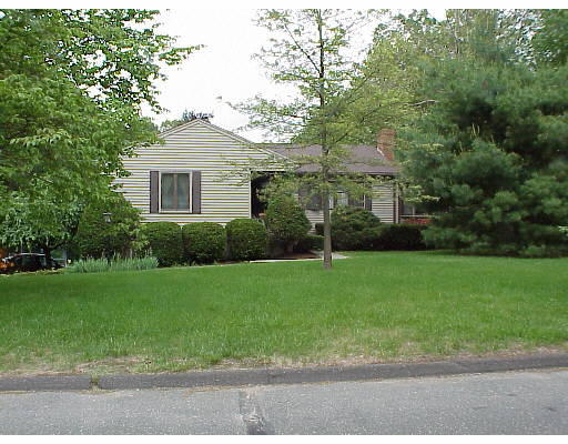 118 Avondale Road Longmeadow, MA 01106 - Photo 1 of 1 Gallery Image 1