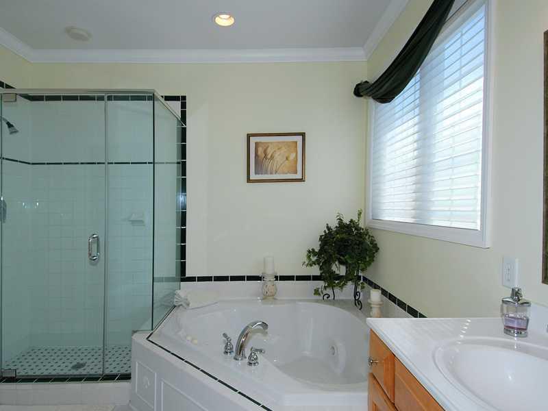 2315 Rochester Road Franklin Park, PA 15237 - Photo 13 of 25 Master Bath/Spa. Owners bath with tiled shower & corner jetted tub...