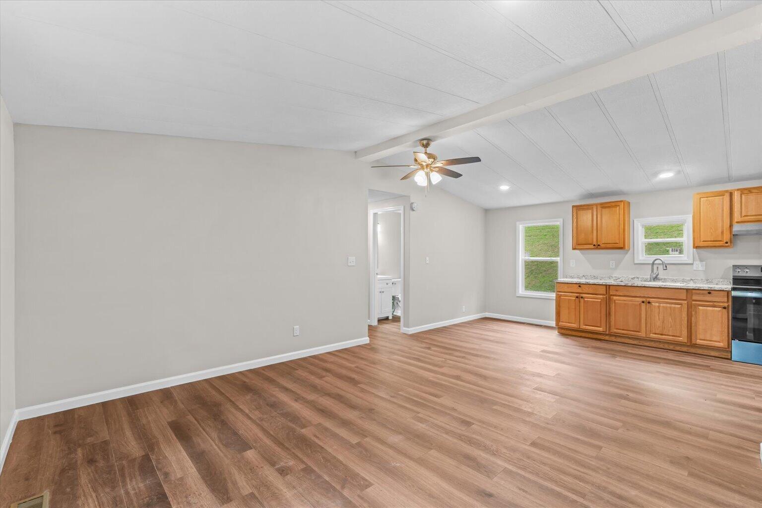 148 Watkins Way Dalton, GA 30721 - Photo 8 of 41 08-DSC03906
