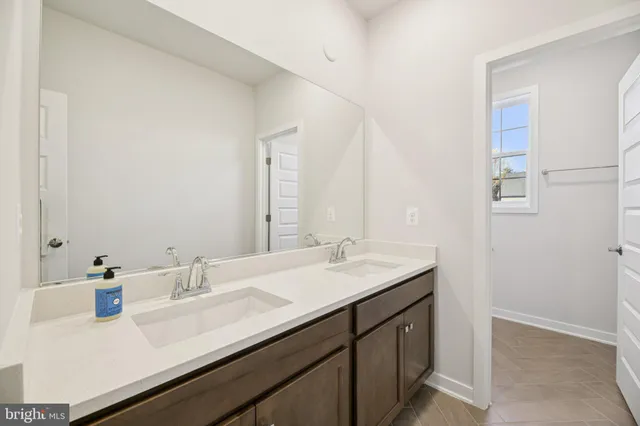 $4,700 | 42051 Night Nurse Circle, Ashburn, VA 20148