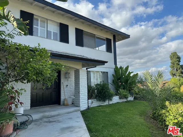 $11,500 | 3643 Ballina Canyon Road, Encino, CA 91436