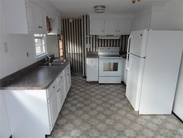12 Phillip Road Billerica, MA 01821 - Photo 6 of 18 Gallery Image 6