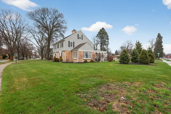 $430,000 | 1219 Columbus Circle, Janesville, WI 53545
