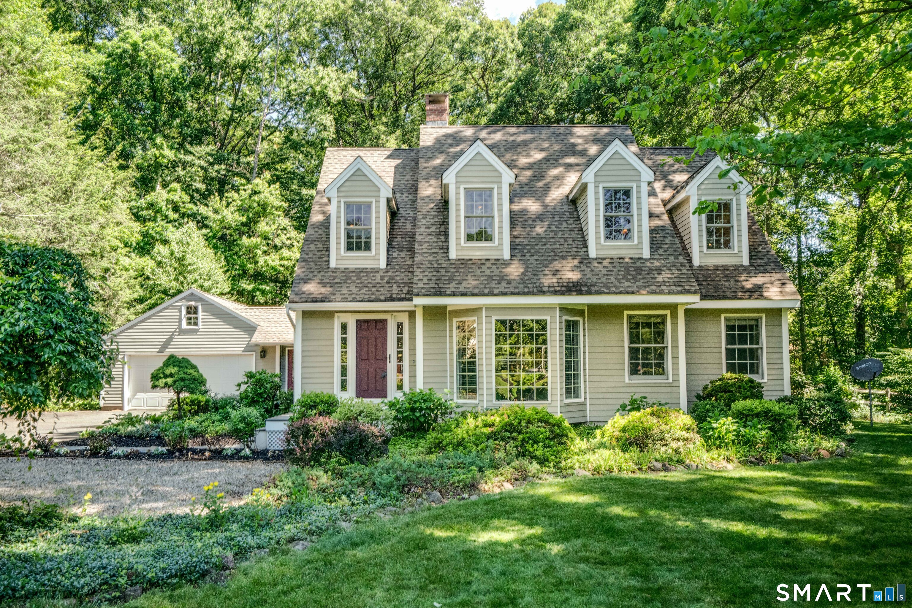 38 Hickory Hill Road Simsbury, CT 06070 - Photo 1 of 40