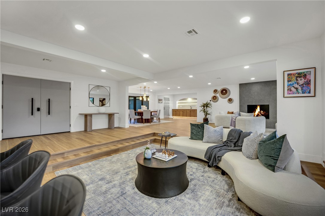 1244 Park Circle Las Vegas, NV 89102 - Photo 18 of 92