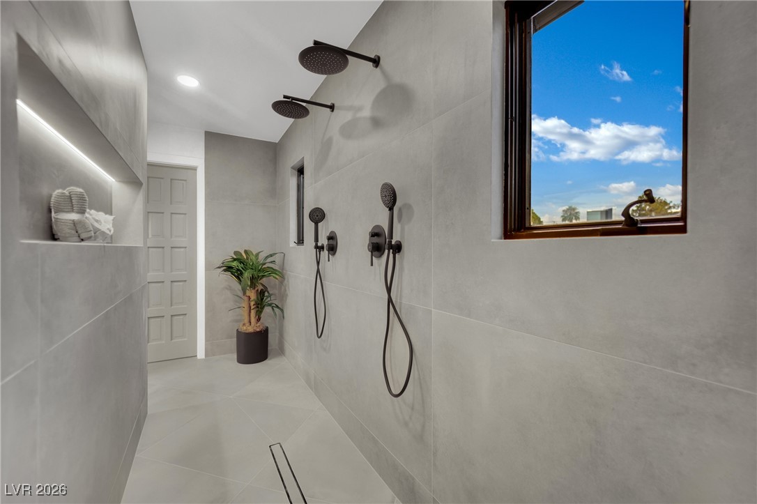 1244 Park Circle Las Vegas, NV 89102 - Photo 41 of 92