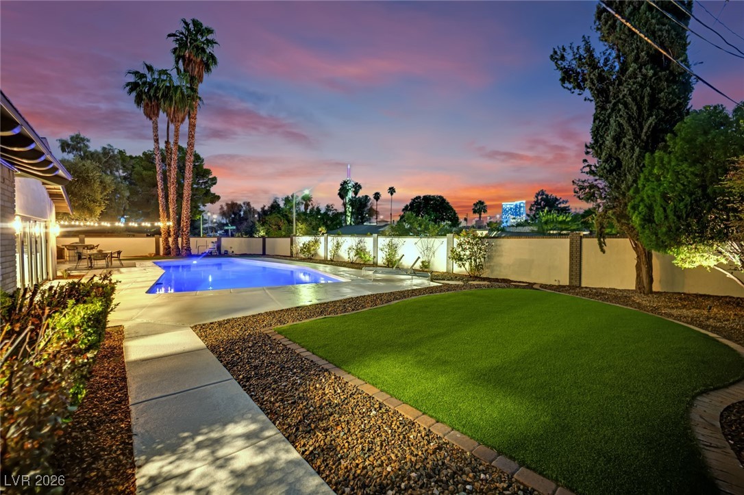 1244 Park Circle Las Vegas, NV 89102 - Photo 73 of 92