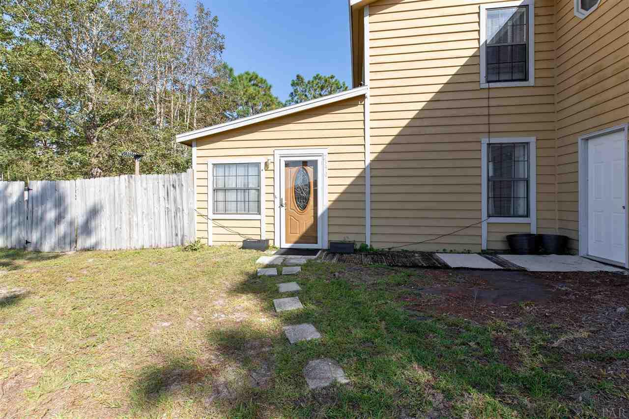 2350 Crescent Wood Road Navarre, FL 32566 - Photo 3 of 37