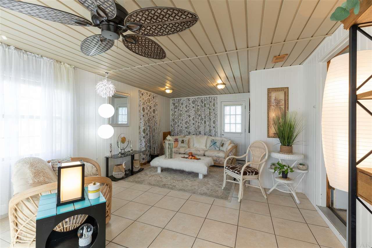 2350 Crescent Wood Road Navarre, FL 32566 - Photo 6 of 37