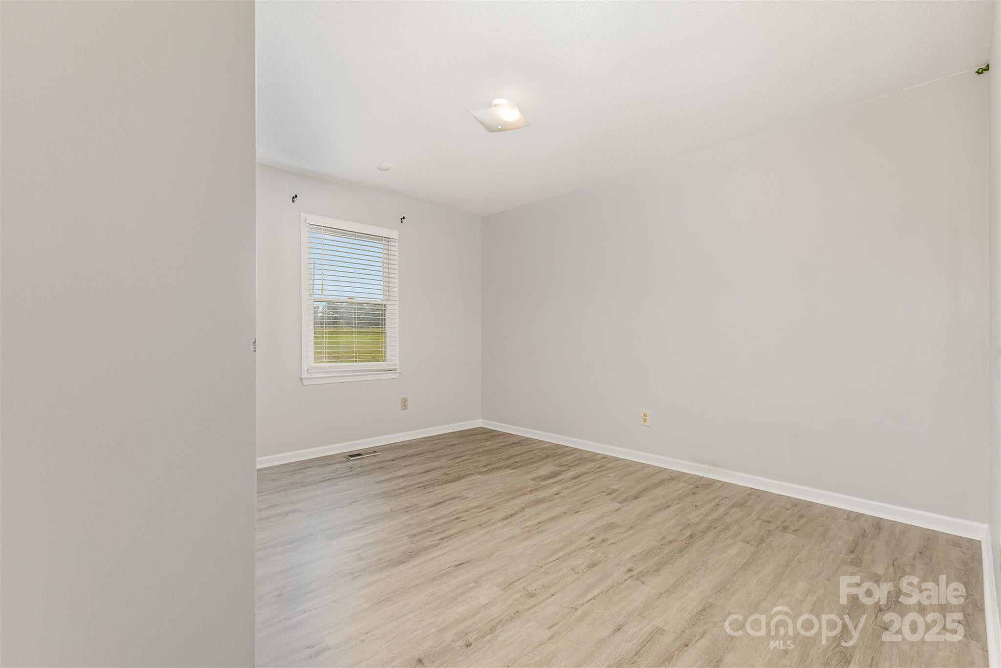 1310 State Rd S-46-1197 Clover, SC 29710 - Photo 14 of 30