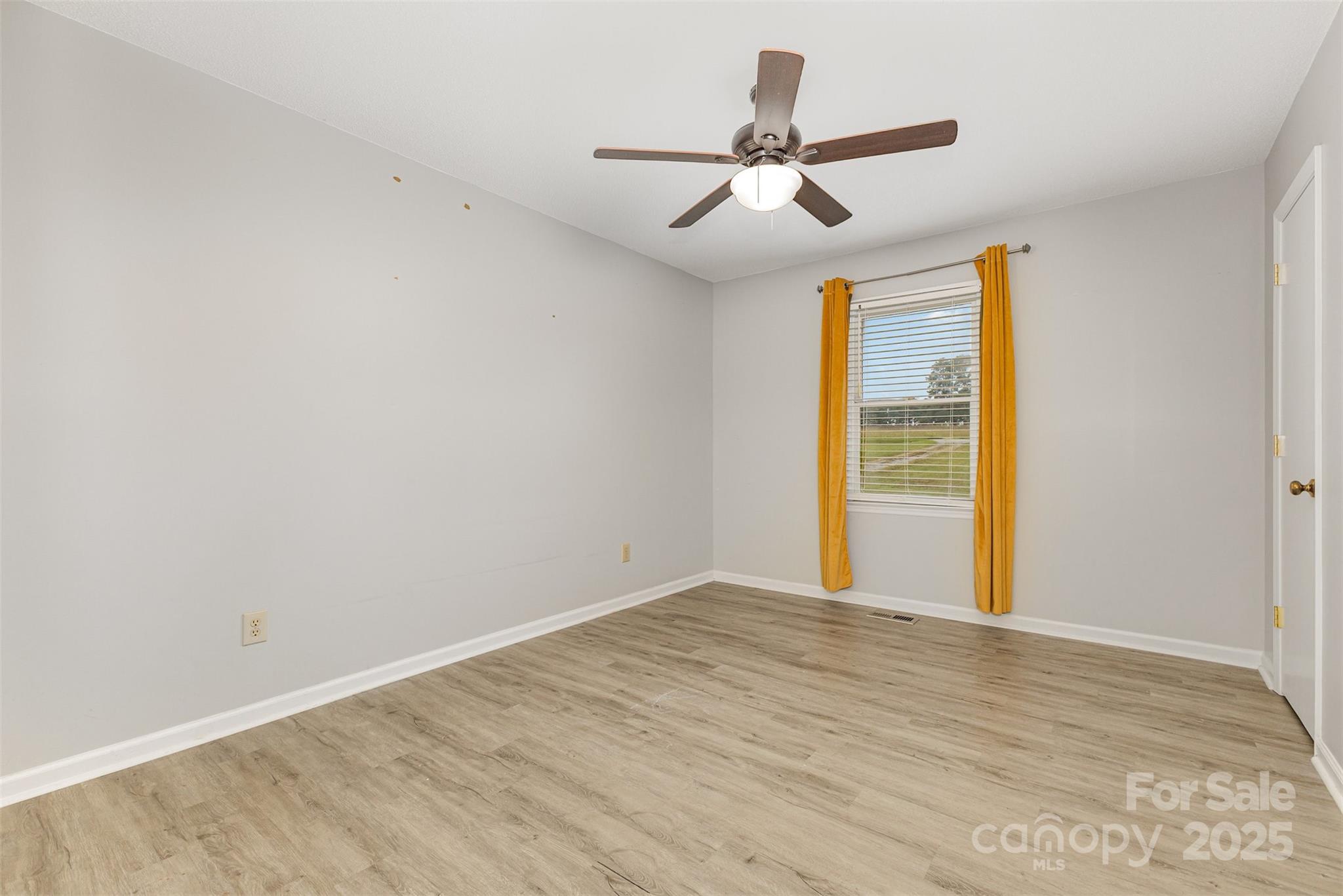 1310 State Rd S-46-1197 Clover, SC 29710 - Photo 19 of 30