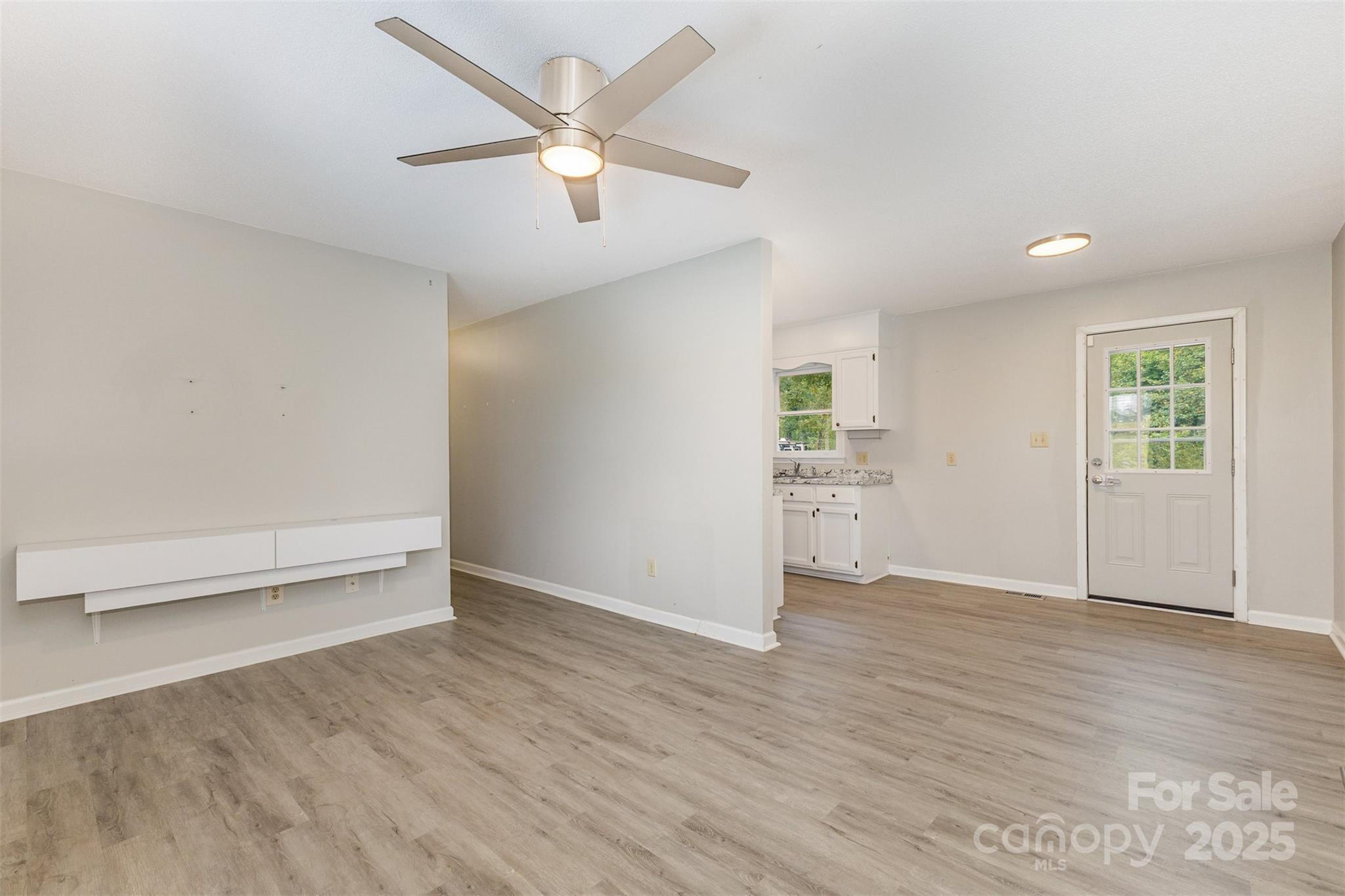 1310 State Rd S-46-1197 Clover, SC 29710 - Photo 8 of 30