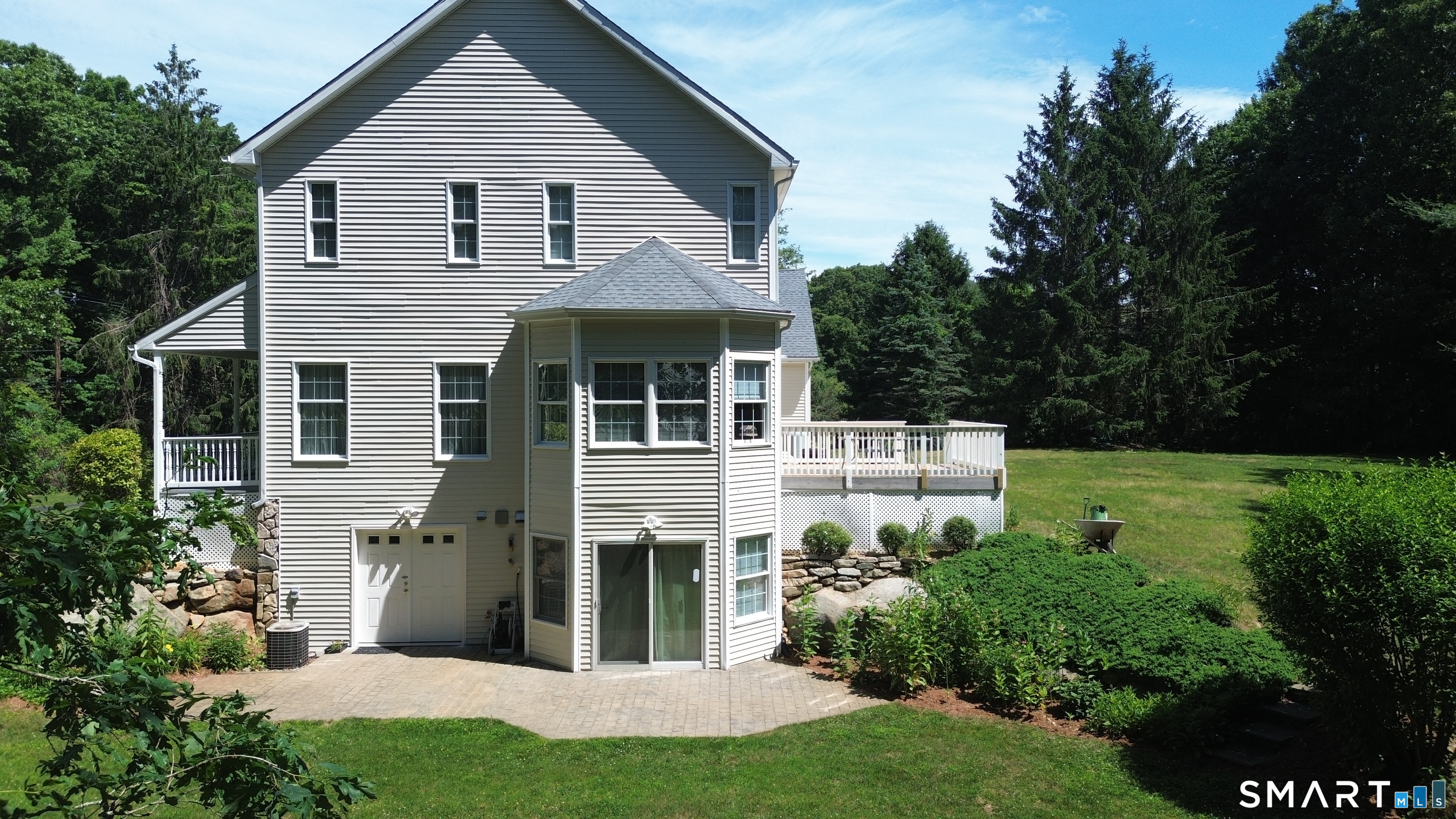706 Green Hill Road Madison, CT 06443 - Photo 3 of 4