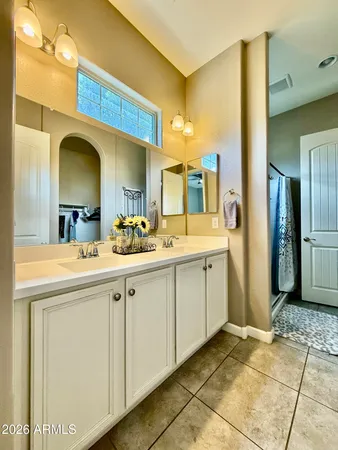 $399,500 | 1367 South Country Club Drive, Unit 1019, Mesa, AZ 85210