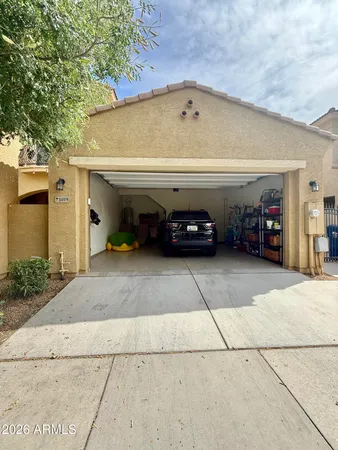 $399,500 | 1367 South Country Club Drive, Unit 1019, Mesa, AZ 85210