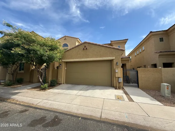 $399,500 | 1367 South Country Club Drive, Unit 1019, Mesa, AZ 85210