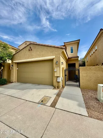 $399,500 | 1367 South Country Club Drive, Unit 1019, Mesa, AZ 85210