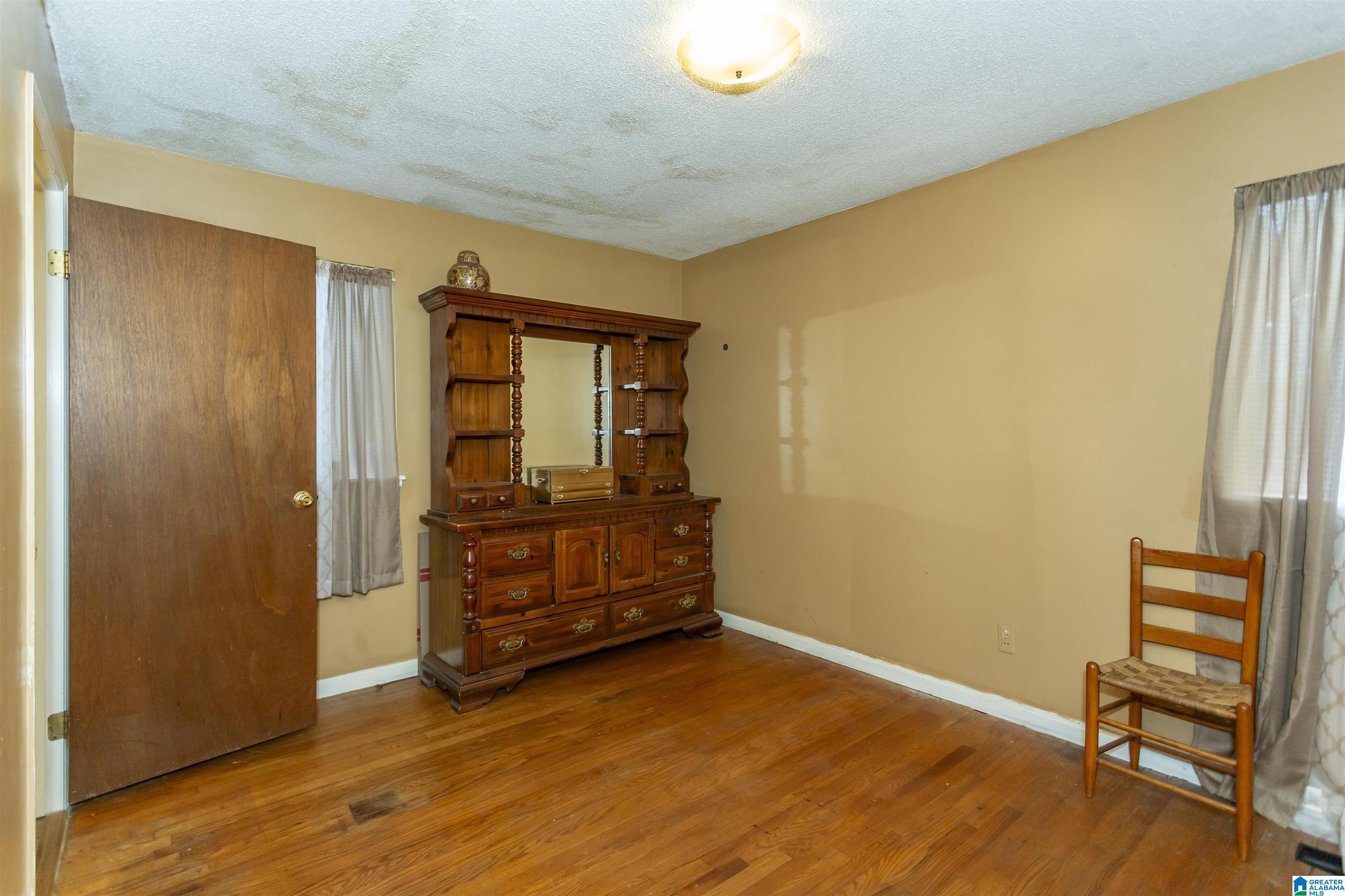 627 Pinewood Avenue Bessemer, AL 35023 - Photo 23 of 48