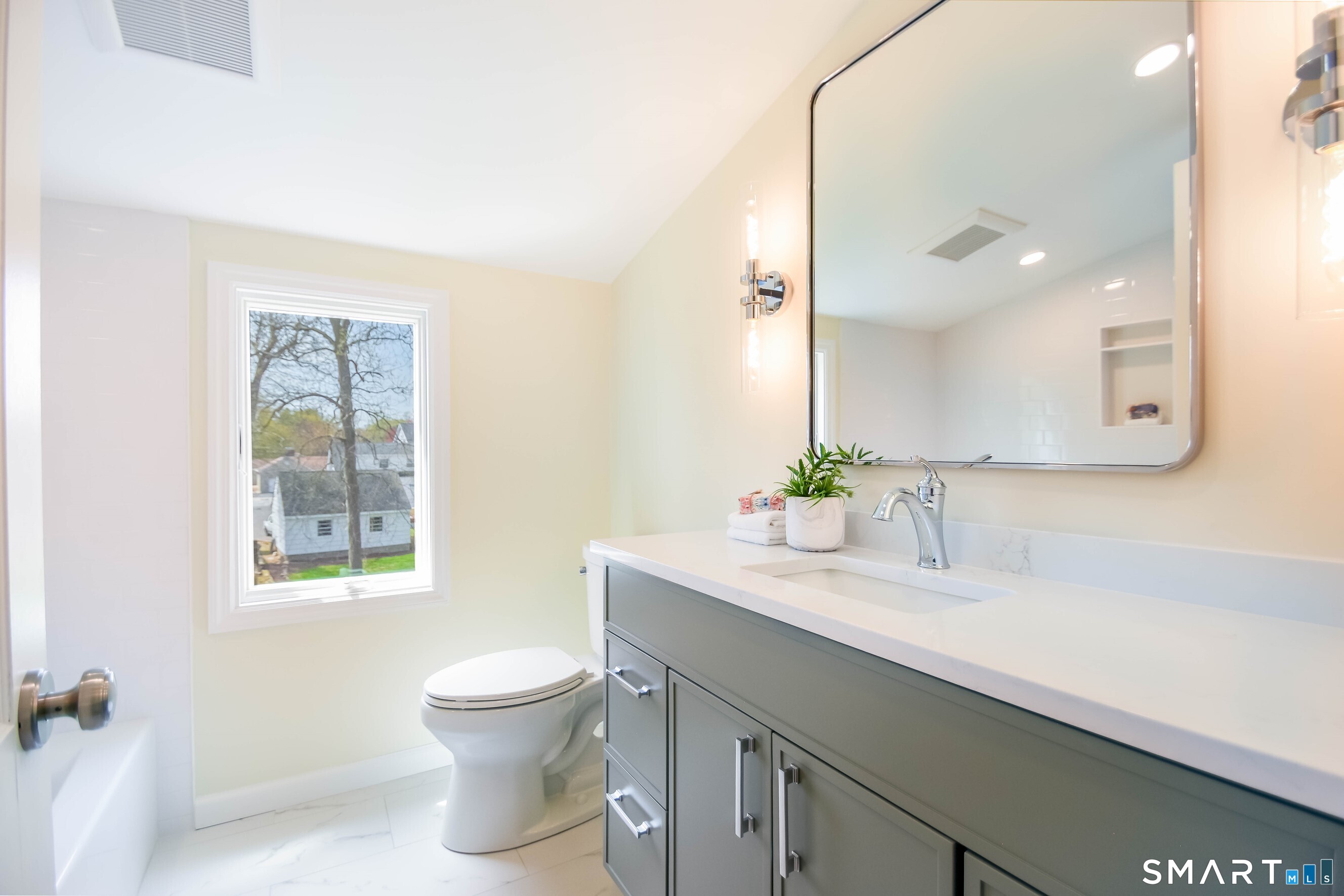 27 Brookdale Road Fairfield, CT 06824 - Photo 28 of 30
