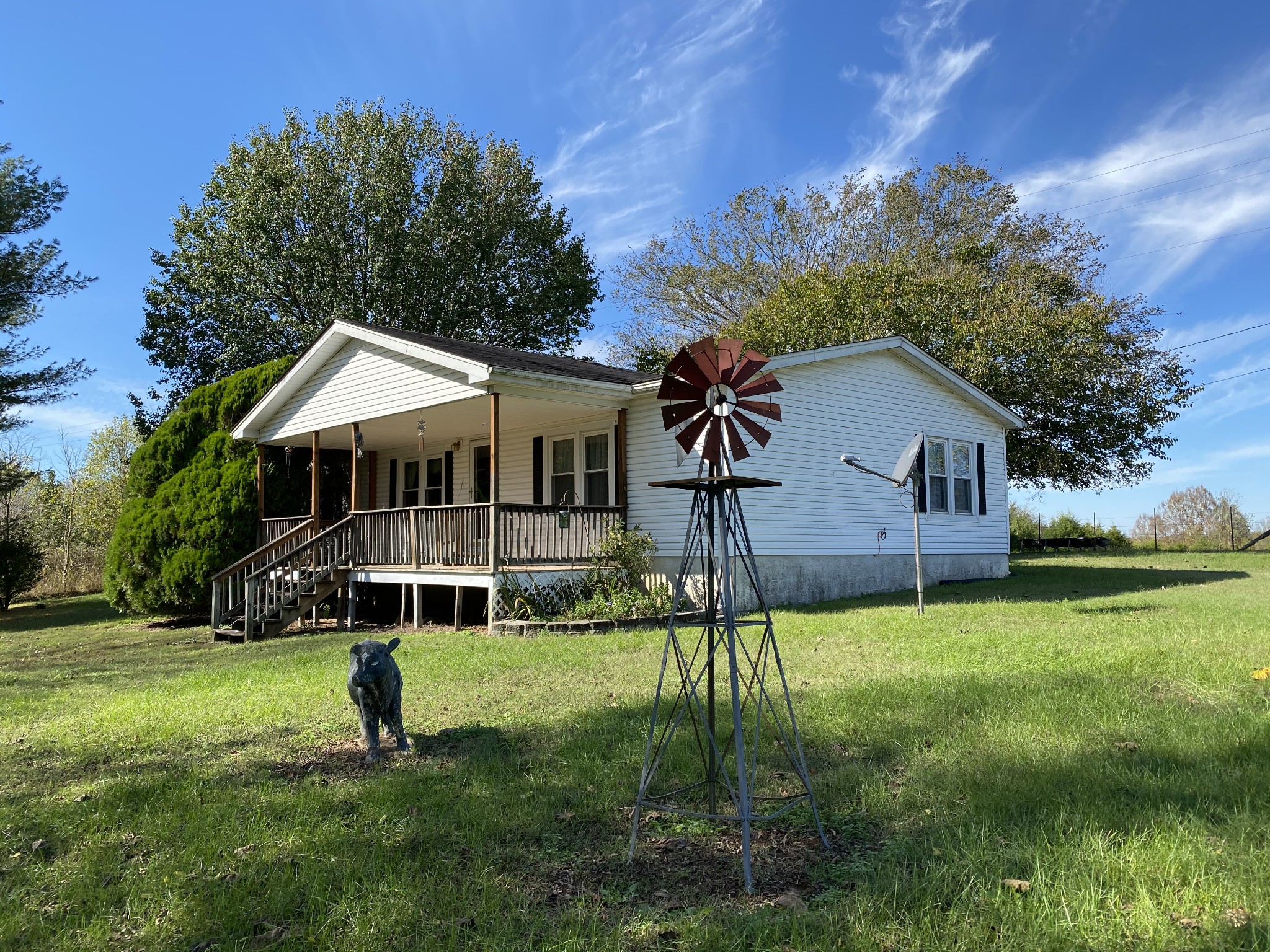 4008 Green Road Springfield, TN 37172 - Photo 1 of 24 a house that is sitting in the grass