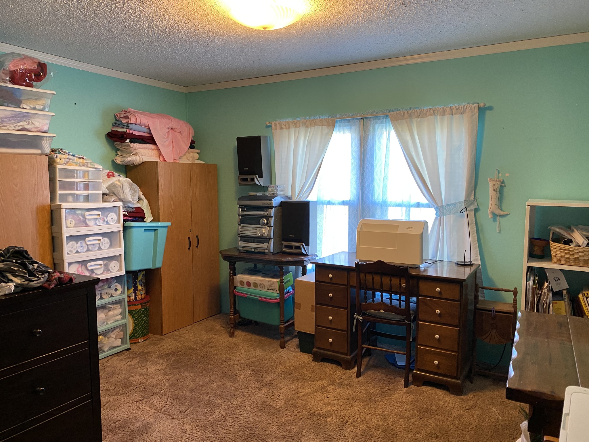 4008 Green Road Springfield, TN 37172 - Photo 19 of 24 a room with furniture and a flat screen tv
