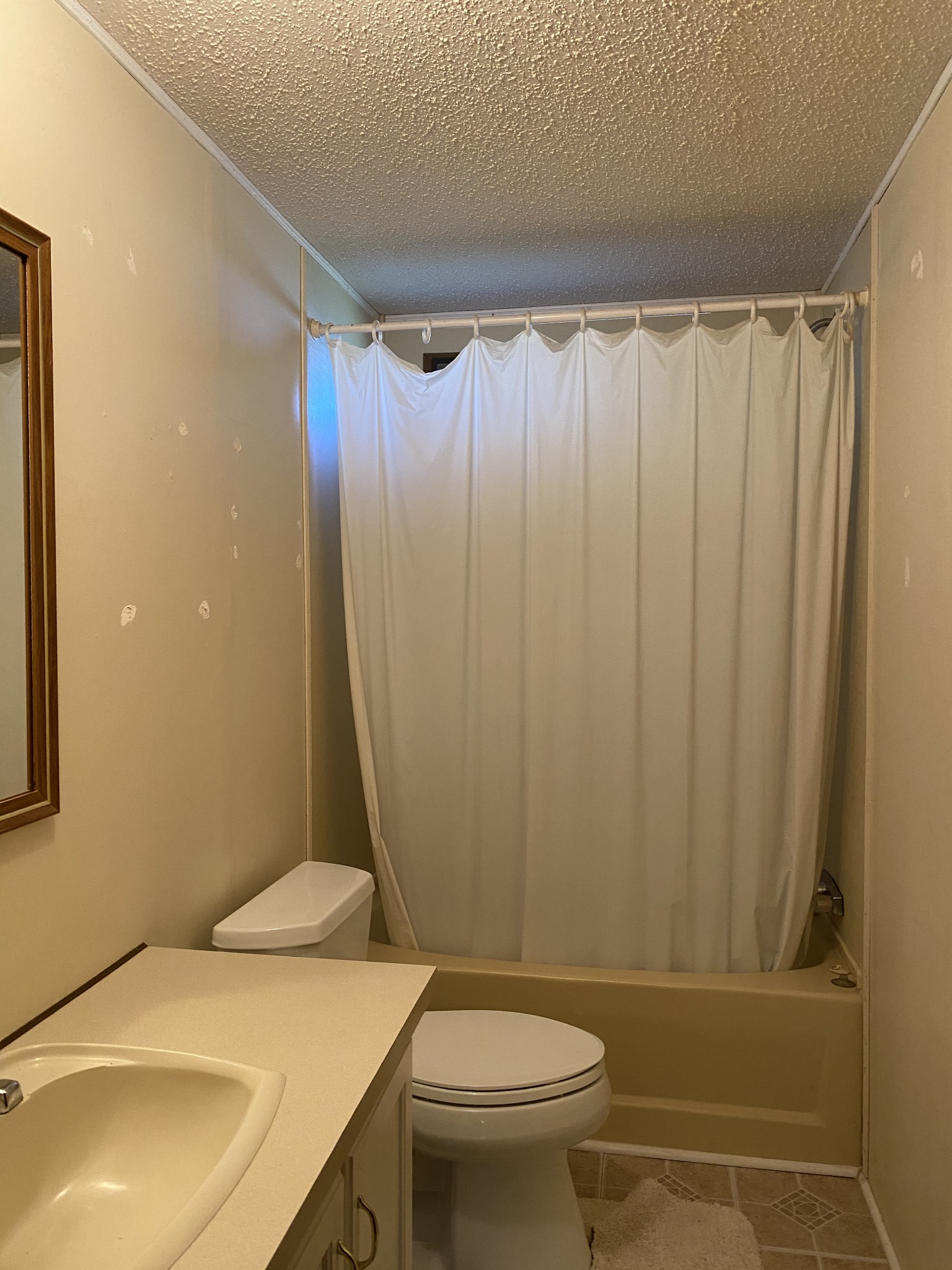 4008 Green Road Springfield, TN 37172 - Photo 24 of 24 a bathroom with a sink toilet and shower