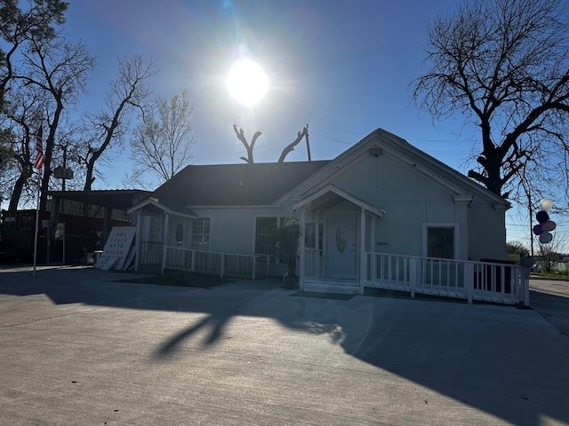 1326 Almeda Genoa Road Houston, TX 77047 - Photo 12 of 24 a front view of house with yard and trees