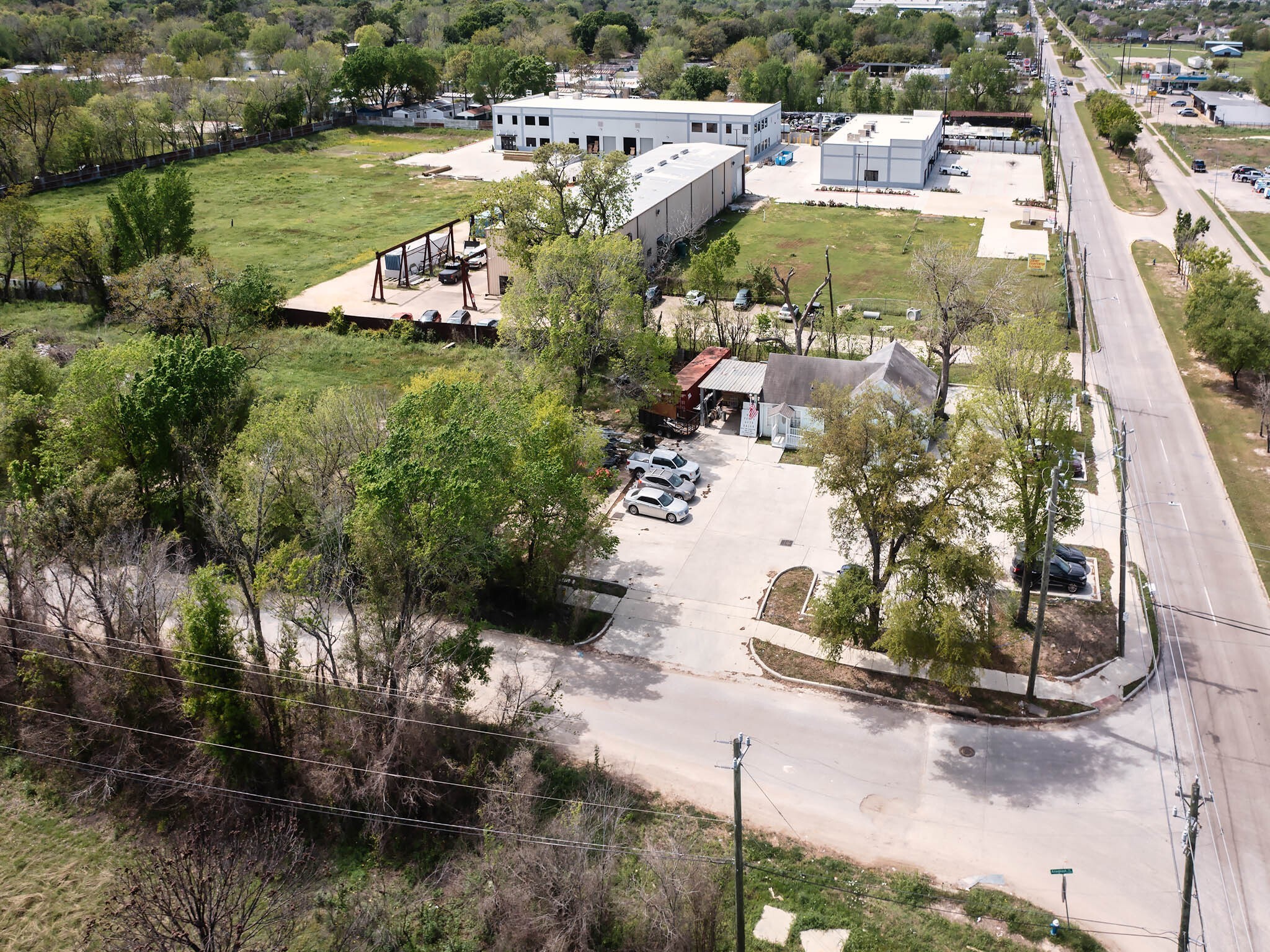 1326 Almeda Genoa Road Houston, TX 77047 - Photo 7 of 24 an aerial view of residential houses with outdoor space