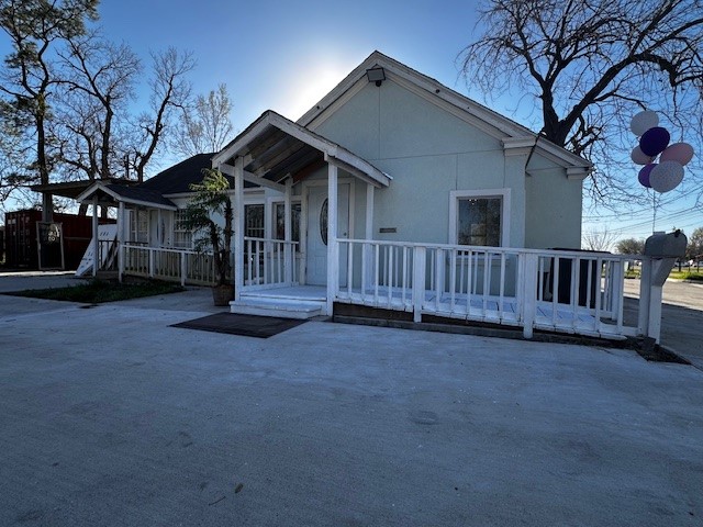 1326 Almeda Genoa Road Houston, TX 77047 - Photo 9 of 24 a view of a house with a yard and deck