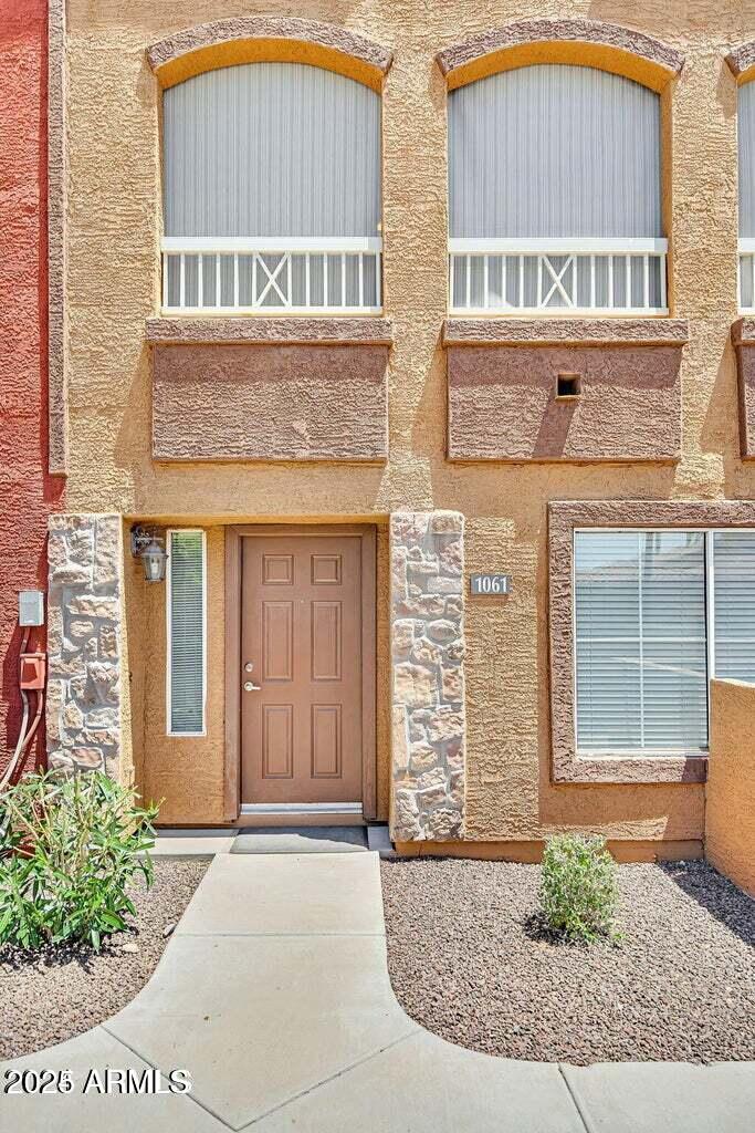 1920 East Bell Road, Unit 1061 Phoenix, AZ 85022 - Photo 2 of 13 front 1061