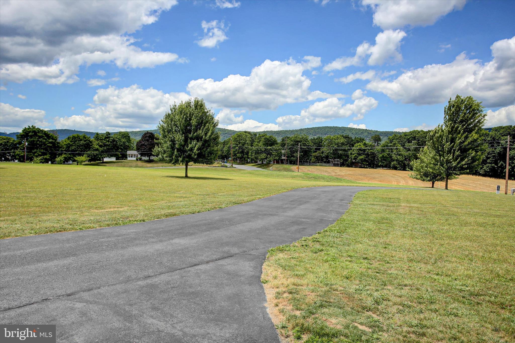 1430 Longs Gap Road Carlisle, PA 17013 - Photo 6 of 92